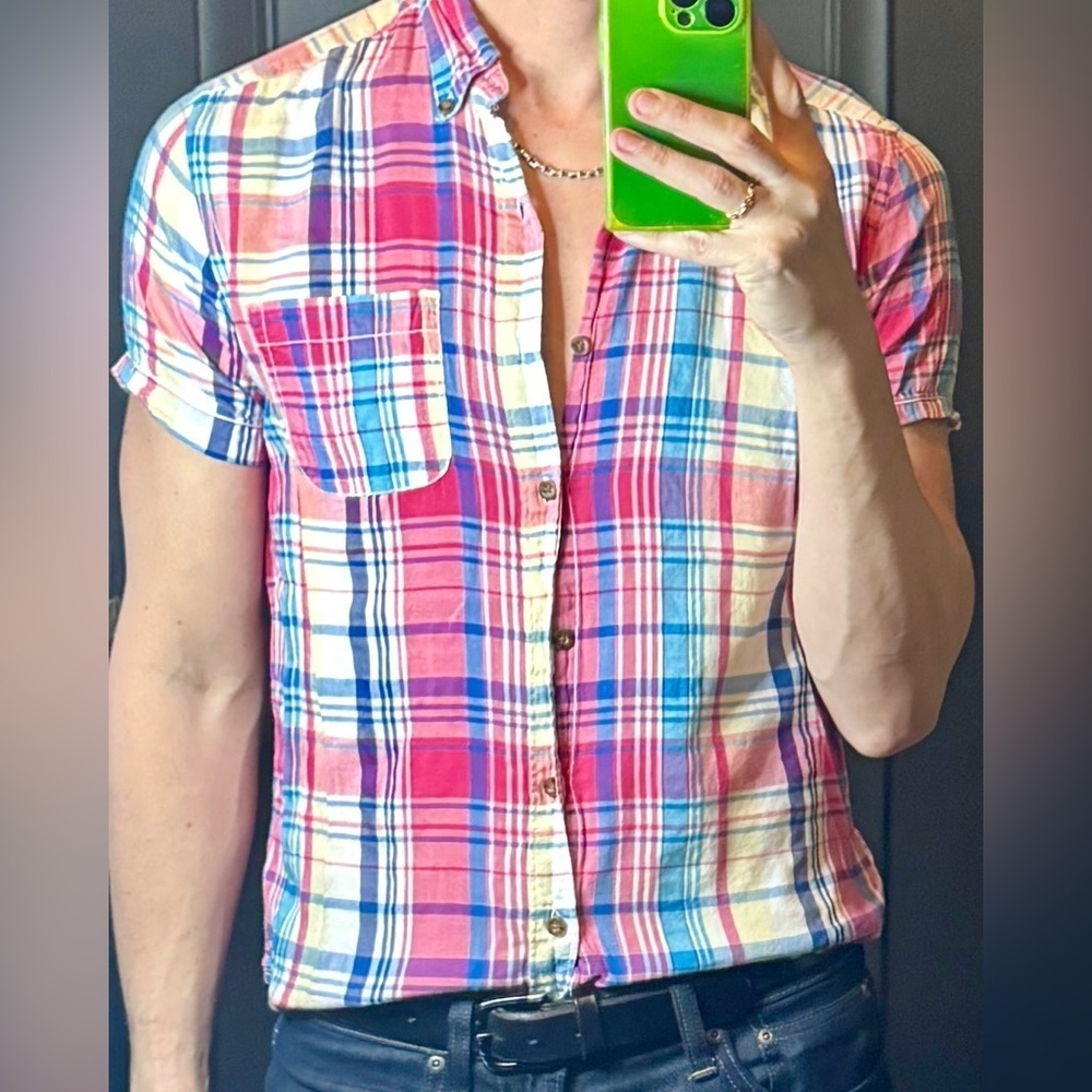 Urban outfitters BDG short sleeve plaid shirt size small​​​​
